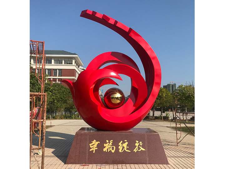幸福綻放雕塑